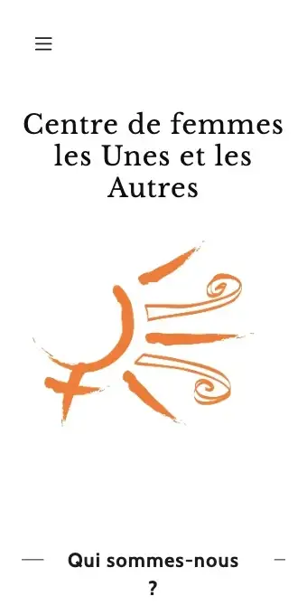 Accueil d'un site communautaire en affichage mobile : nom de l'organisme, logo orange et rubrique « Qui sommes-nous ? »